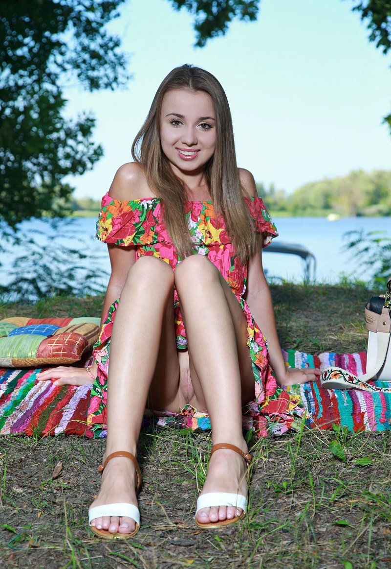 Людмила, 21